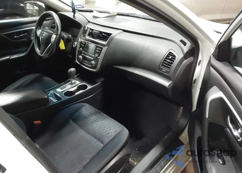 2017 Nissan Altima 2.5 Sv z USA, uszkodzony, nr VIN 1N4AL3AP7HC160272